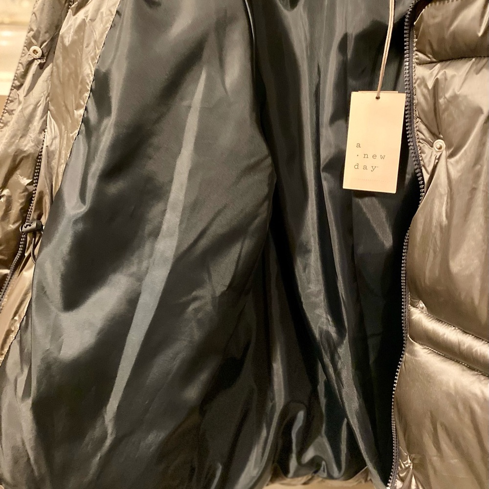 Bomber jacket - Picture 3 of 5